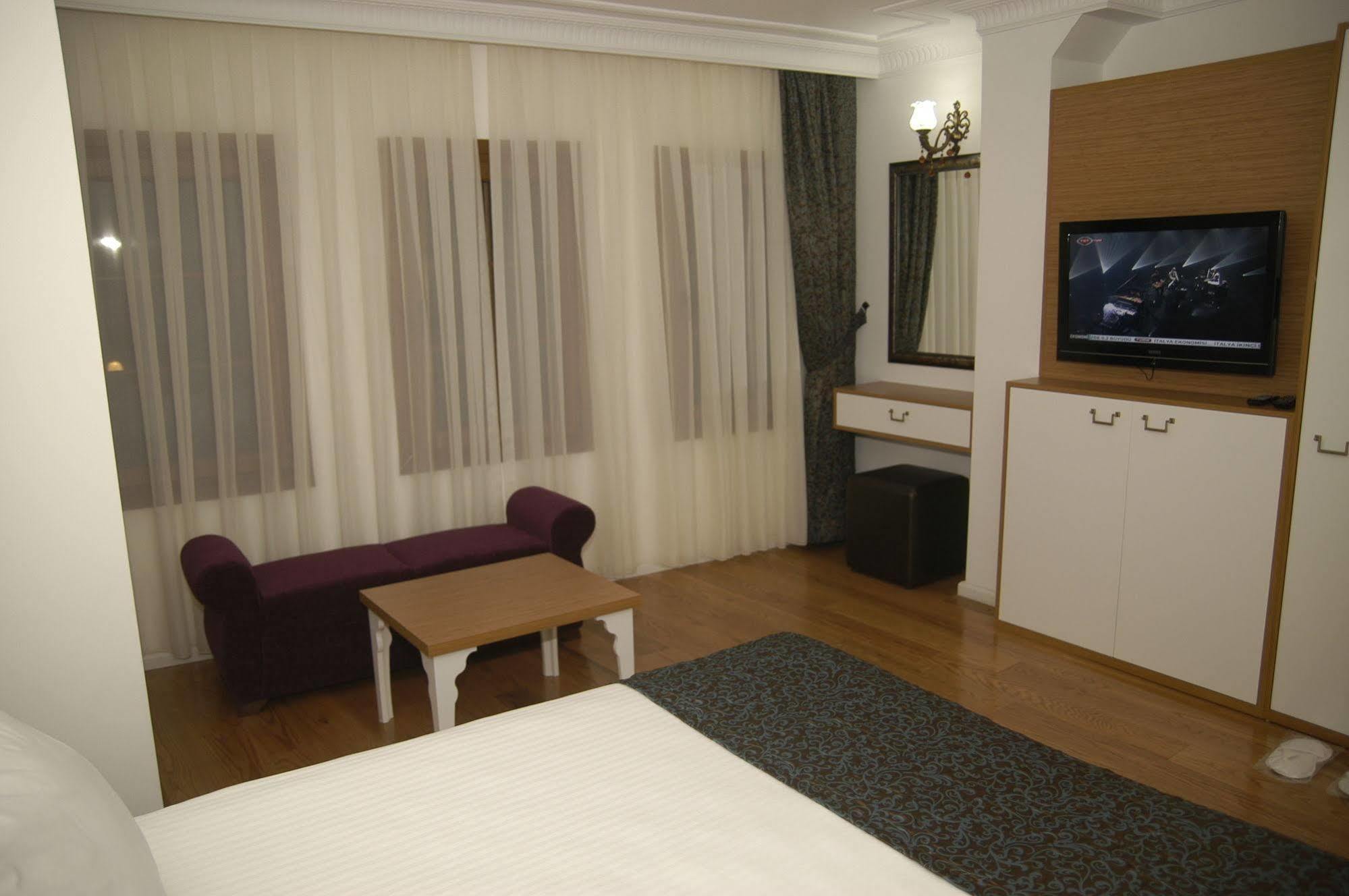 איסטמבול Jakaranda Hotel מראה חיצוני תמונה