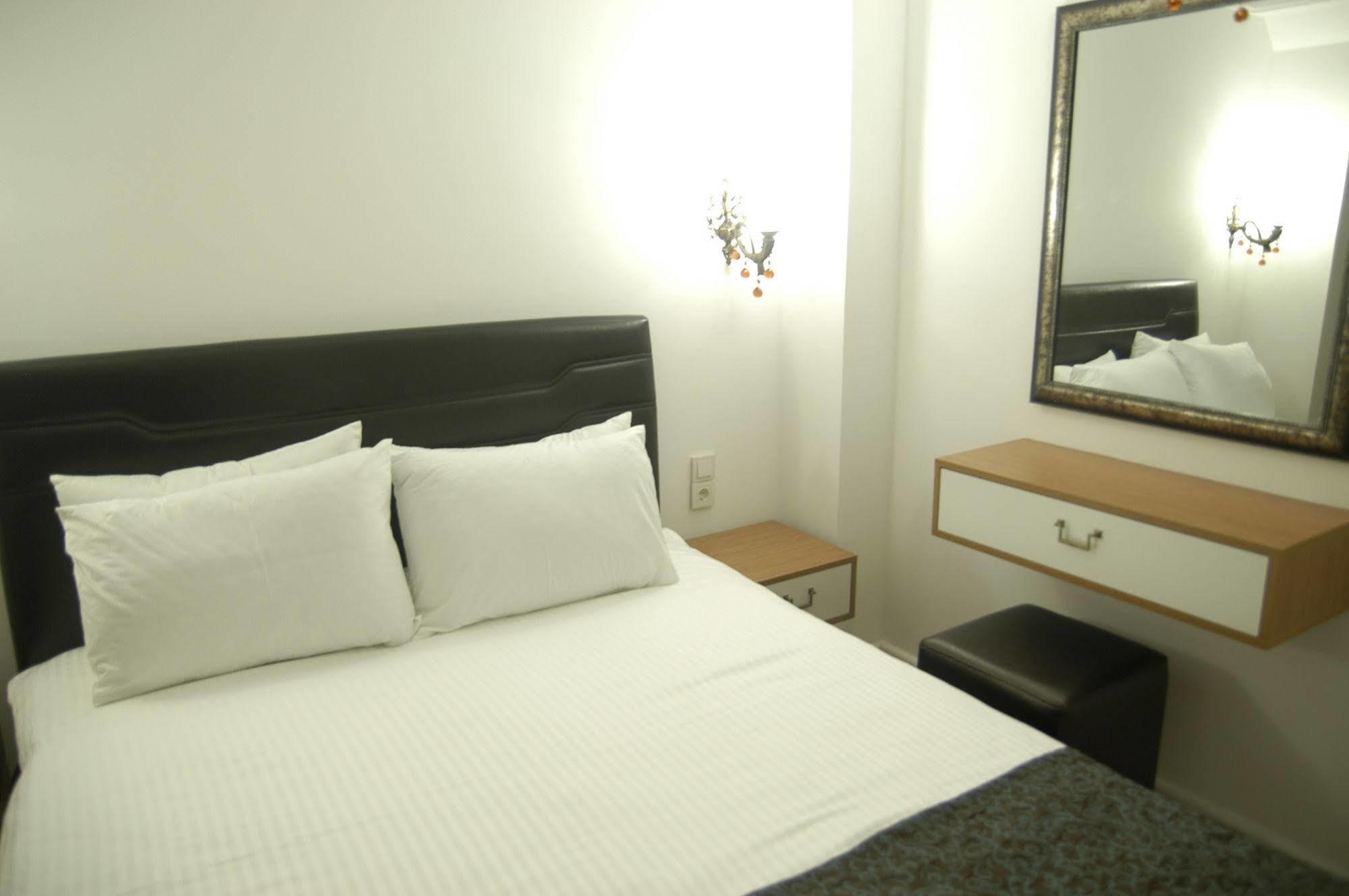 איסטמבול Jakaranda Hotel מראה חיצוני תמונה